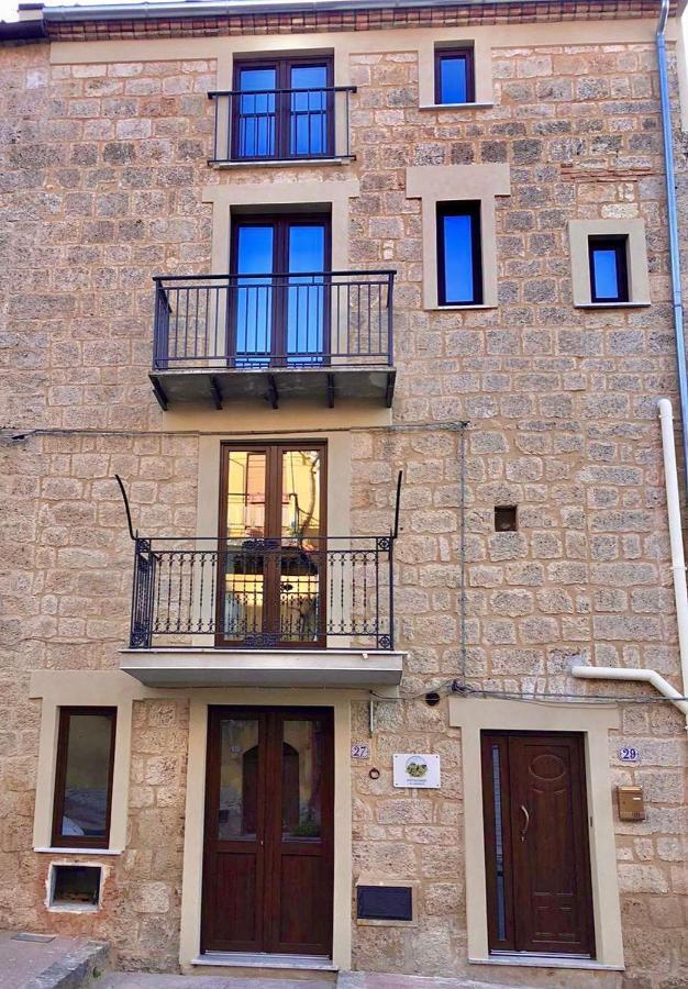La Casa Del Borgo Bed and Breakfast Petralia Soprana Eksteriør billede